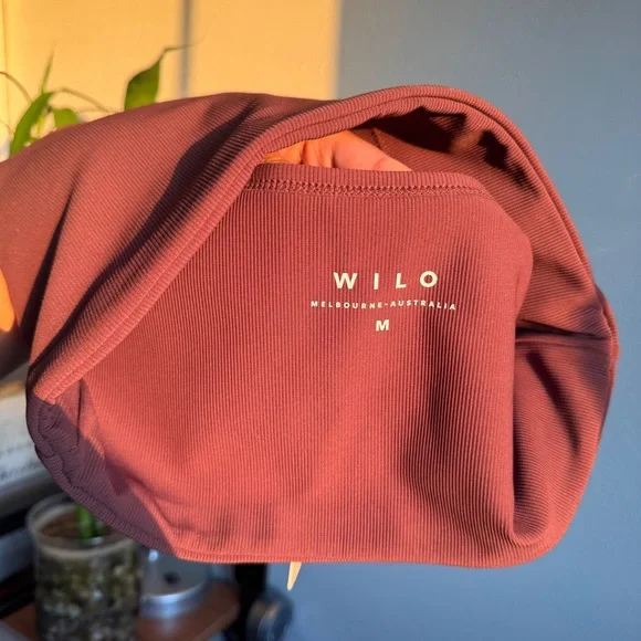 NWT Wilo Brown Ribbed Tank Top Sports Bra Women size Medium M - Picture 4 of 7